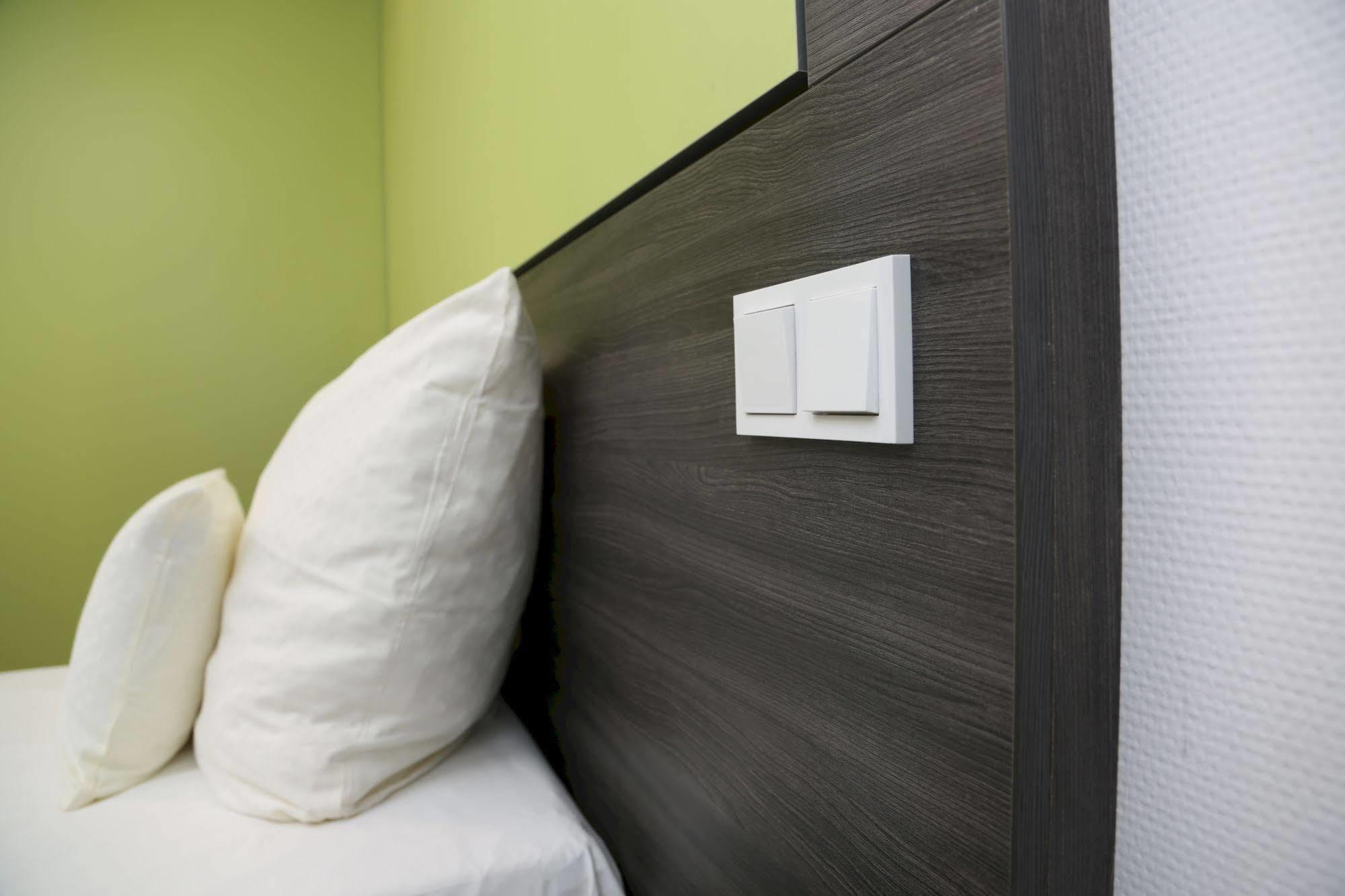 Economy-Hotel Ulm Ngoại thất bức ảnh