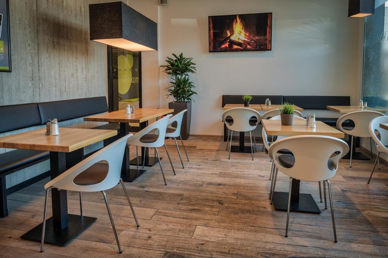 Economy-Hotel Ulm Ngoại thất bức ảnh