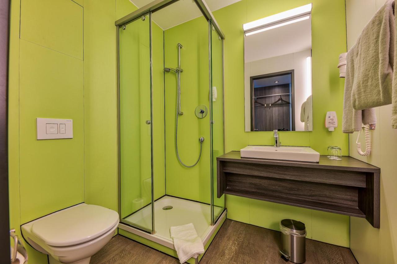 Economy-Hotel Ulm Ngoại thất bức ảnh